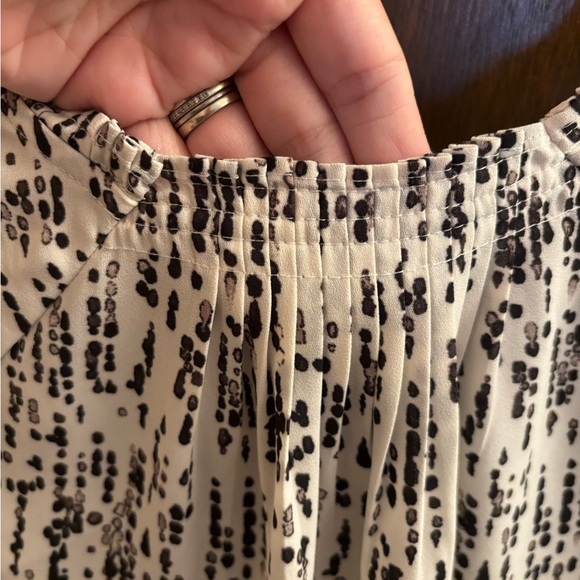 Vera Wang blouse - Picture 6 of 8